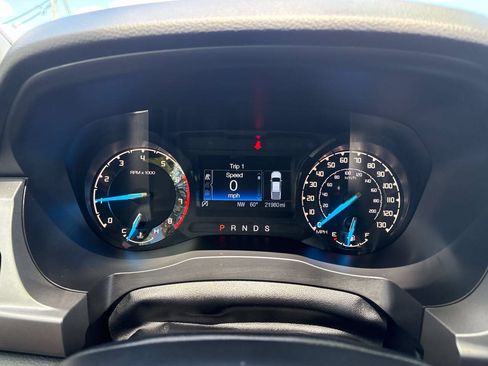 Used 2019 Ford Ranger XLT w/ Equipment Group 302A Luxury AWD/4WD image 18
