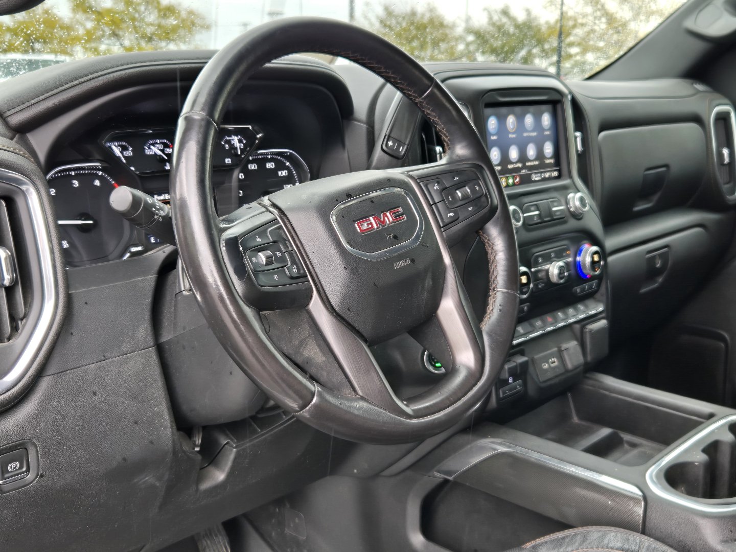 Used 2023 GMC Sierra 2500 AT4 AWD/4WD image 3