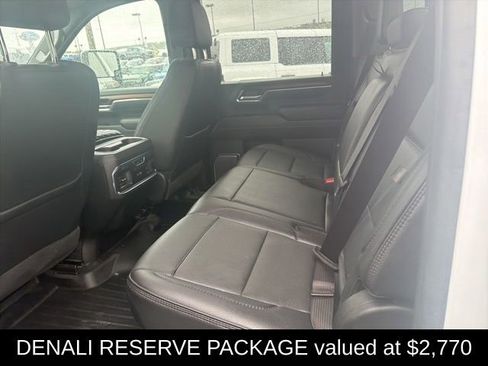 Used 2024 GMC Sierra 3500 Denali w/ Denali Reserve Package AWD/4WD image 4