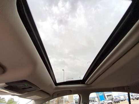 Used 2023 Nissan Altima 2.0 SR image 24