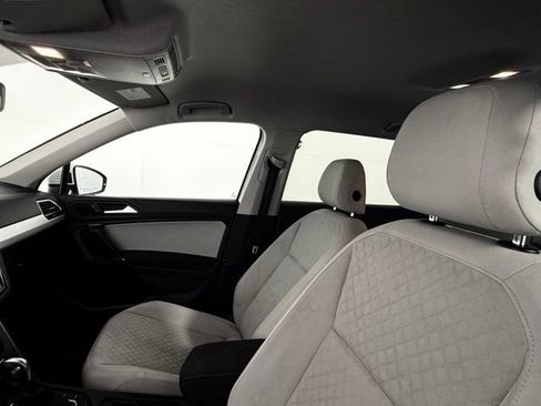 Used 2020 Volkswagen Tiguan S FWD image 13