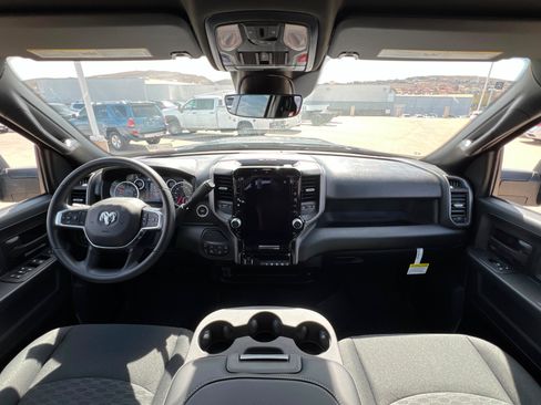 New 2026 RAM 2500 Tradesman AWD/4WD image 9