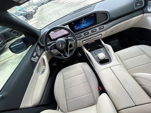 Used 2025 Mercedes-Benz GLE 450e GLE 450e image 8