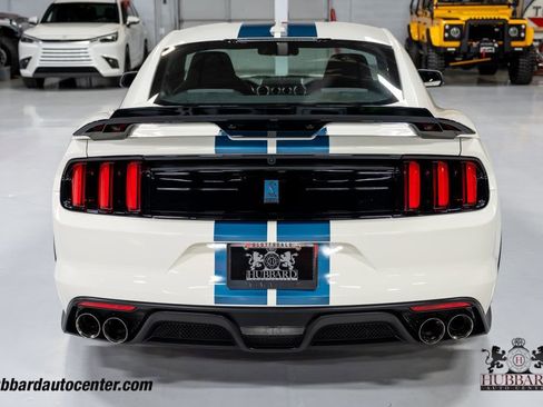 Used 2020 Ford Mustang Shelby GT350 w/ Technology Package RWD image 7