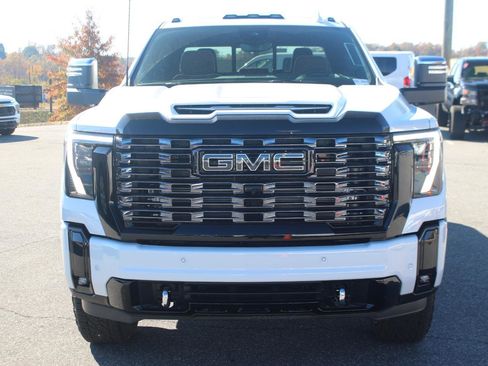 New 2026 GMC Sierra 2500 Denali Ultimate image 2