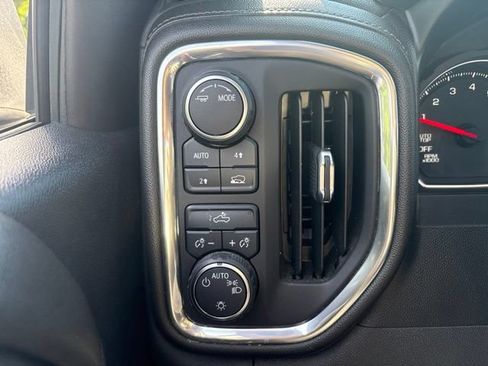 Used 2021 Chevrolet Silverado 1500 LT AWD/4WD image 10