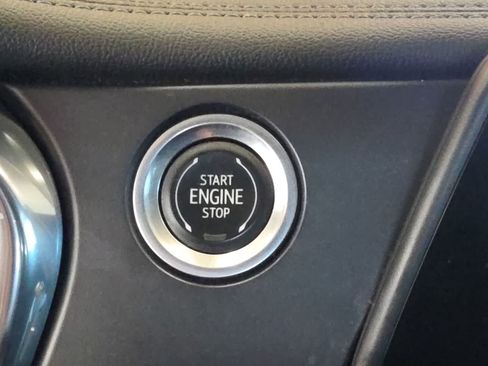 Used 2022 Chevrolet Blazer LT FWD image 24