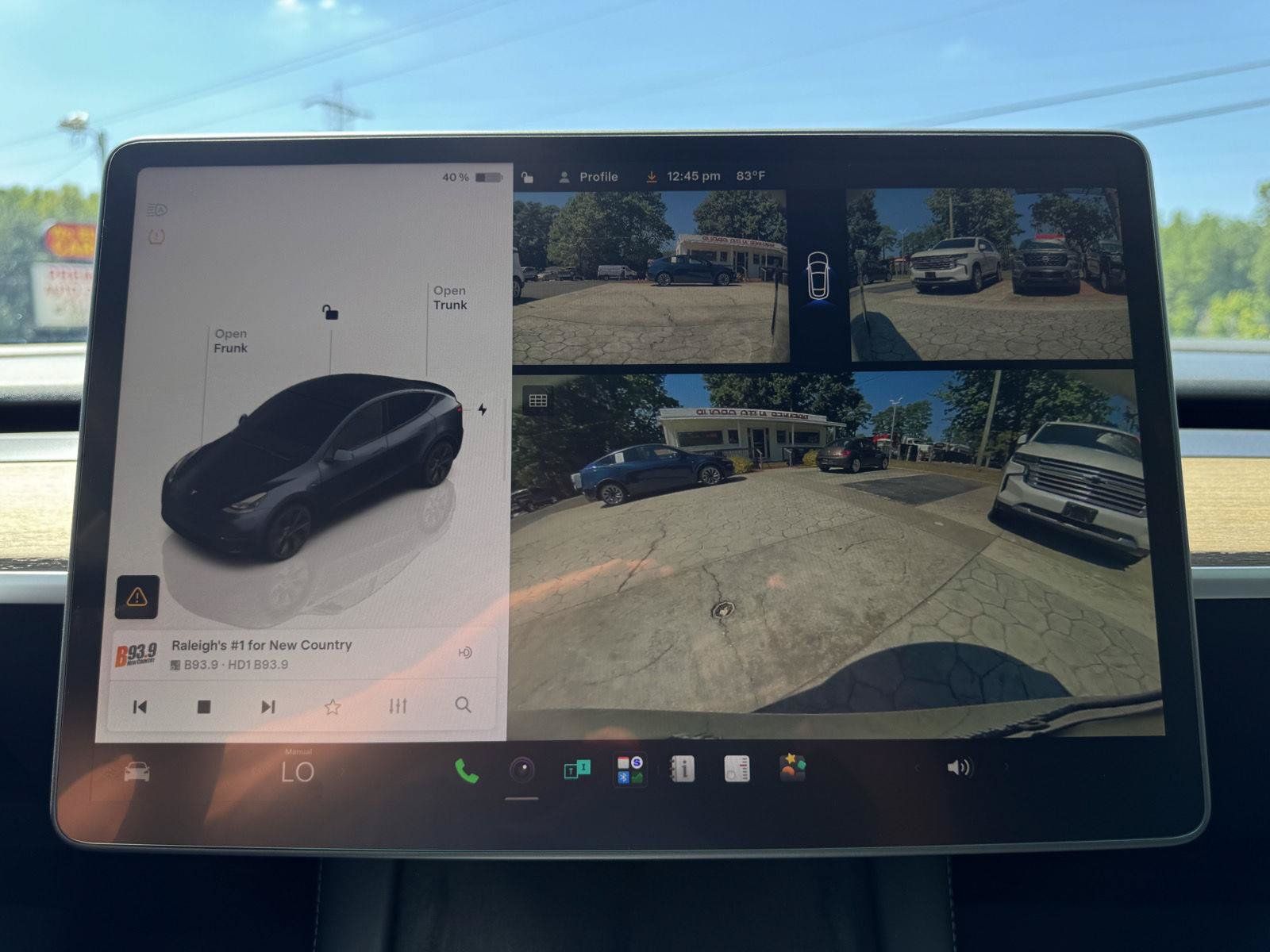 Used 2024 Tesla Model Y Long Range AWD/4WD image 26