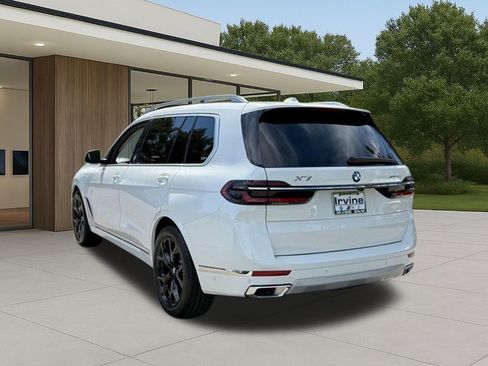 New 2026 BMW X7 xDrive40i w/ Premium Package image 12