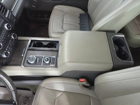 Used 2019 Ford Expedition Max Limited AWD/4WD image 17