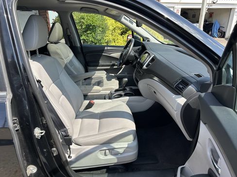 Used 2017 Honda Pilot EX-L image 25