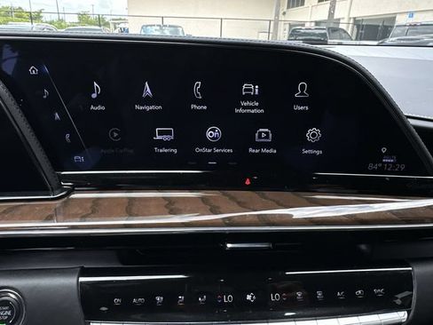 Certified 2024 Cadillac Escalade ESV Premium Luxury Platinum AWD/4WD image 23