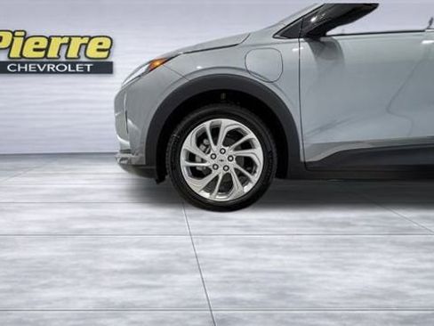 New 2027 Chevrolet Bolt LT image 9