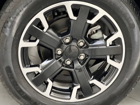 Used 2023 Jeep Renegade Trailhawk AWD/4WD image 70