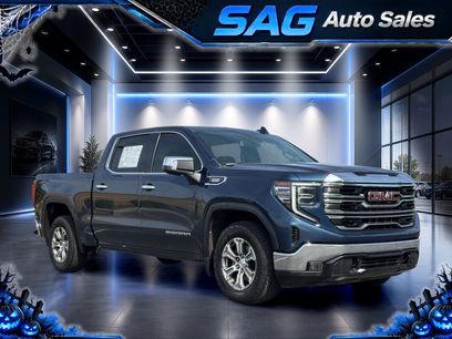 Used 2022 GMC Sierra 1500 SLT w/ SLT Convenience Package
