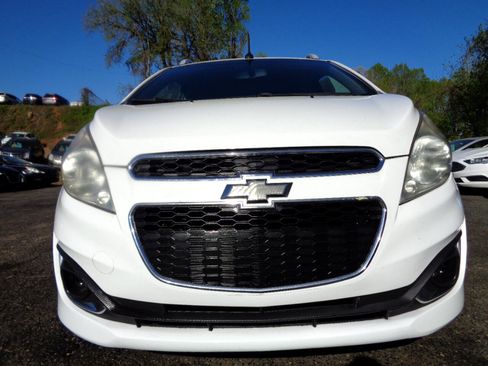 Used 2014 Chevrolet Spark LT image 2