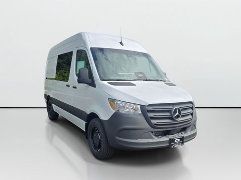 New 2026 Mercedes-Benz Sprinter 2500 image 7