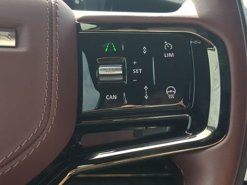 Used 2025 Land Rover Range Rover Sport Autobiography image 11