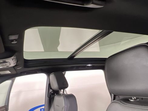 Used 2021 GMC Yukon Denali w/ Denali Premium Package image 19