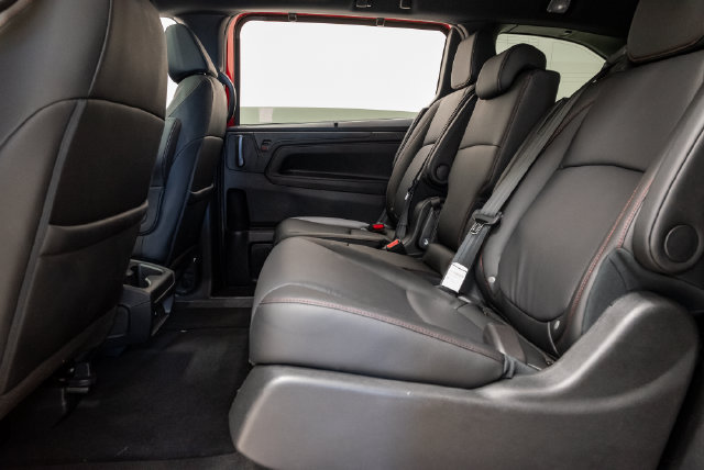 Used 2025 Honda Odyssey Sport-L image 32