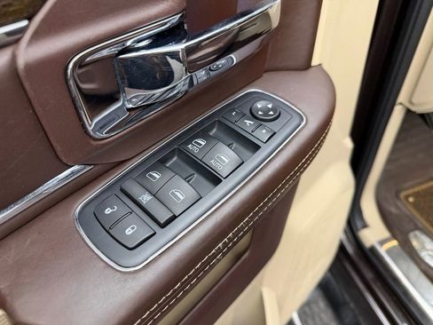 Used 2016 RAM 2500 Longhorn w/ Convenience Group image 12