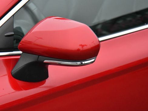 Used 2023 Toyota Camry SE image 13