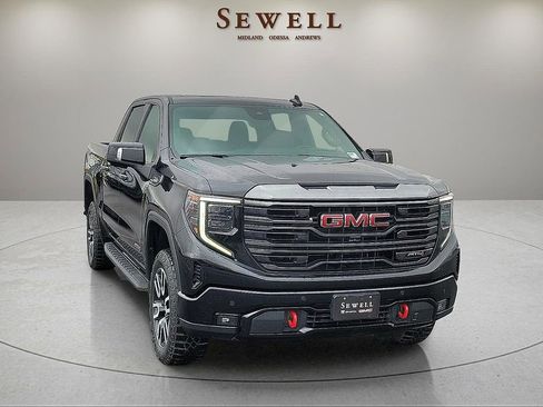 Used 2023 GMC Sierra 1500 AT4 w/ Technology Package AWD/4WD image 7