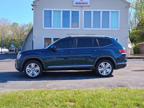 Used 2019 Volkswagen Atlas SEL image 2