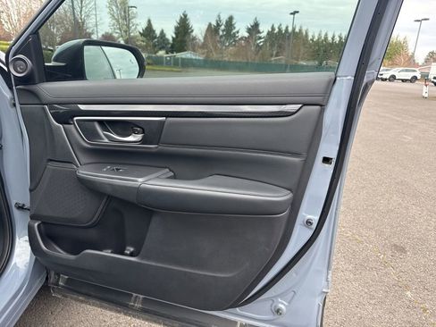 Used 2022 Honda CR-V Touring image 26