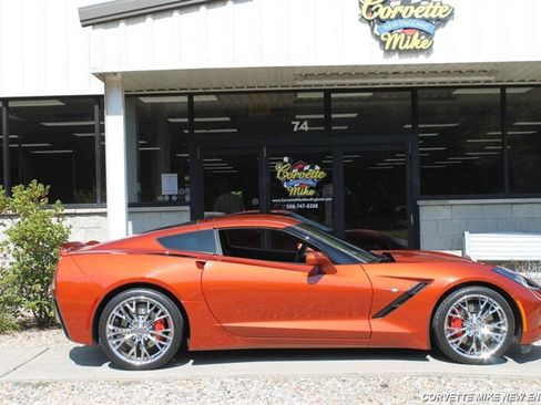 Used 2015 Chevrolet Corvette Stingray Coupe w/ 3LT Preferred Equipment Group RWD image 19