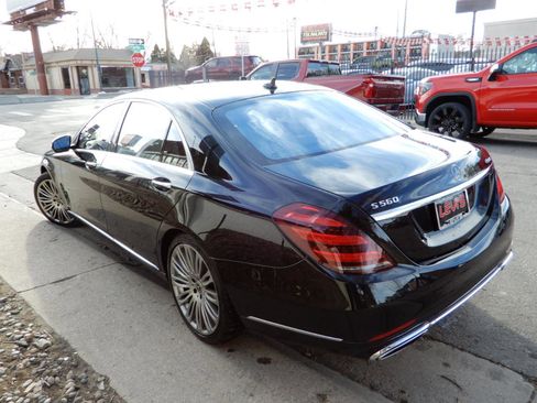 Used 2019 Mercedes-Benz S 560 4MATIC Sedan image 7