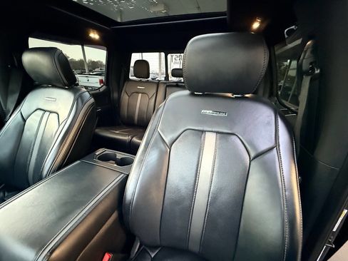 Used 2020 Ford F450 Platinum image 38
