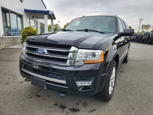Used 2017 Ford Expedition EL Limited w/ Equipment Group 301A AWD/4WD image 4