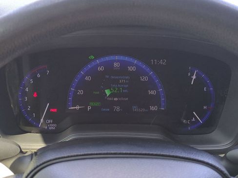 Used 2020 Toyota Corolla LE FWD image 18