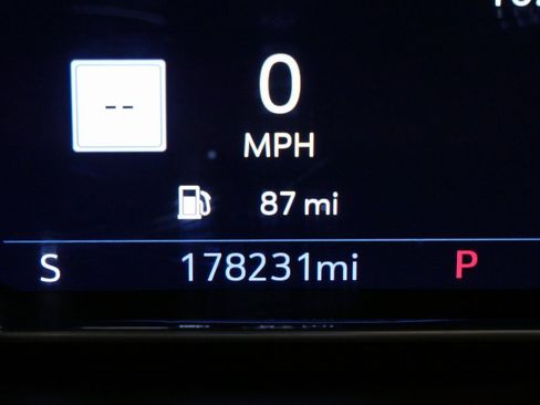 Used 2022 GMC Sierra 2500 Denali image 25