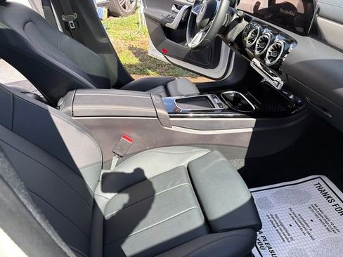 Used 2025 Mercedes-Benz CLA 250 image 16