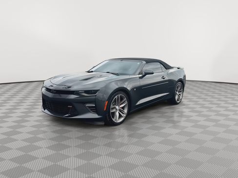 Certified 2018 Chevrolet Camaro SS RWD image 4