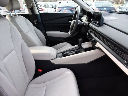 Used 2024 Honda Accord EX image 32