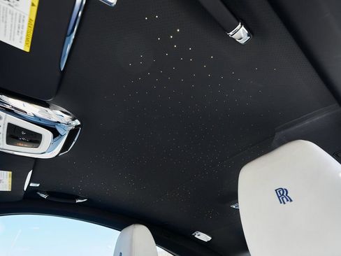 Used 2020 Rolls-Royce Wraith RWD image 45