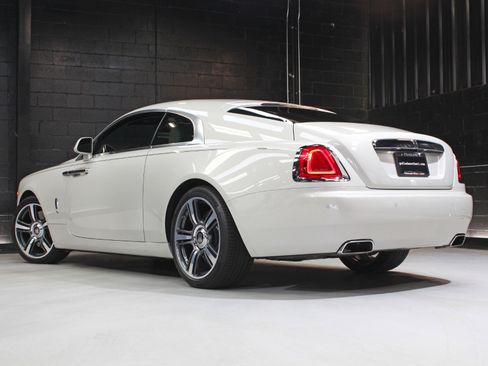 Used 2014 Rolls-Royce Wraith RWD image 12