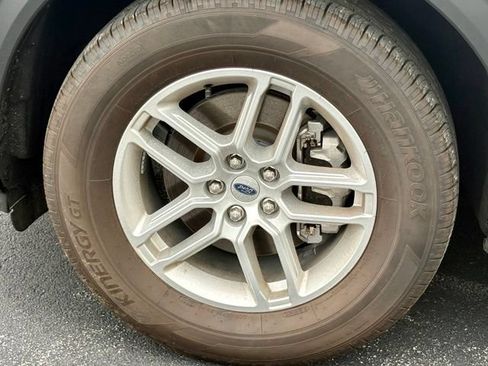 Used 2026 Ford Explorer Active w/ Active Comfort Package RWD image 32