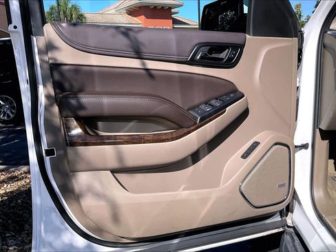 Used 2016 Chevrolet Tahoe LT image 21