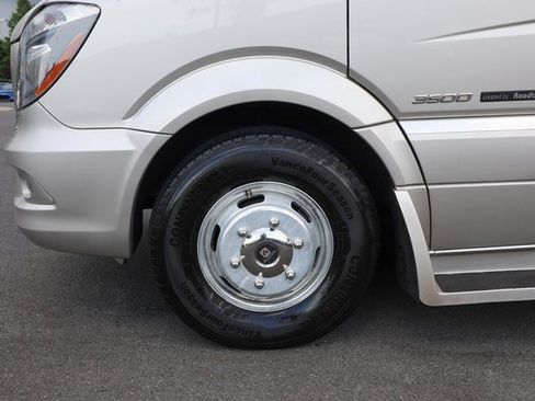 Used 2014 Mercedes-Benz Sprinter 3500 image 19