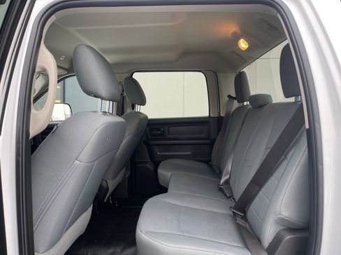 Used 2018 RAM 2500 Tradesman w/ Popular Equipment Group image 26