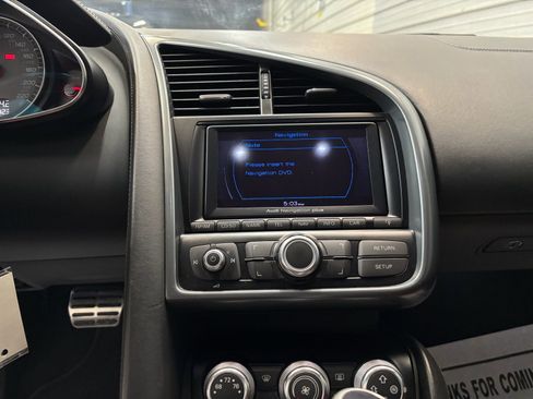 Used 2009 Audi R8 V8 image 18