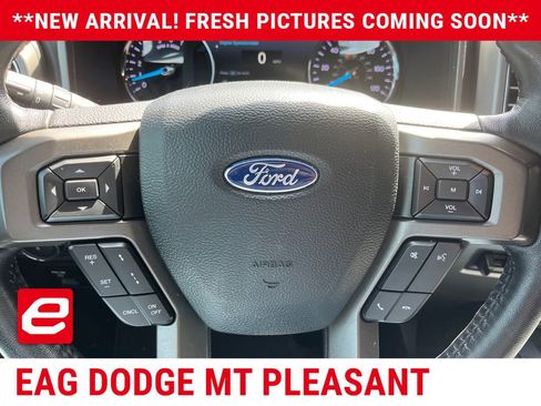 Used 2018 Ford Expedition Max XLT w/ Equipment Group 202A AWD/4WD image 8