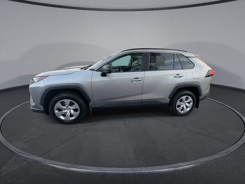 Used 2021 Toyota RAV4 LE image 8