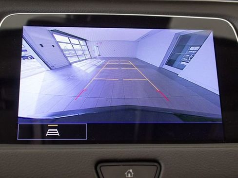 Used 2023 Cadillac XT4 Luxury w/ Cold Weather Package image 30