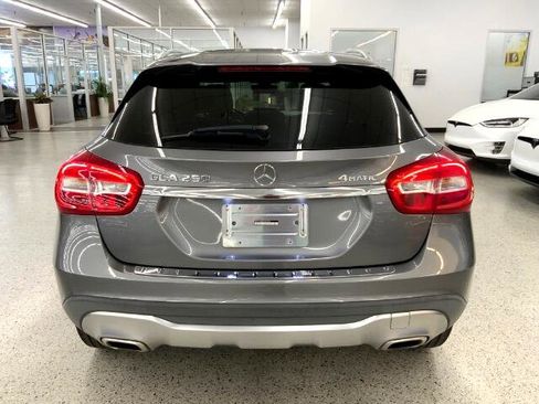 Used 2018 Mercedes-Benz GLA 250 GLA 250 4MATIC SUV image 6