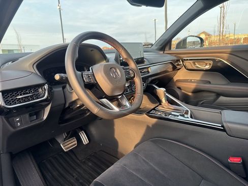 Used 2025 Acura ADX A-Spec image 8